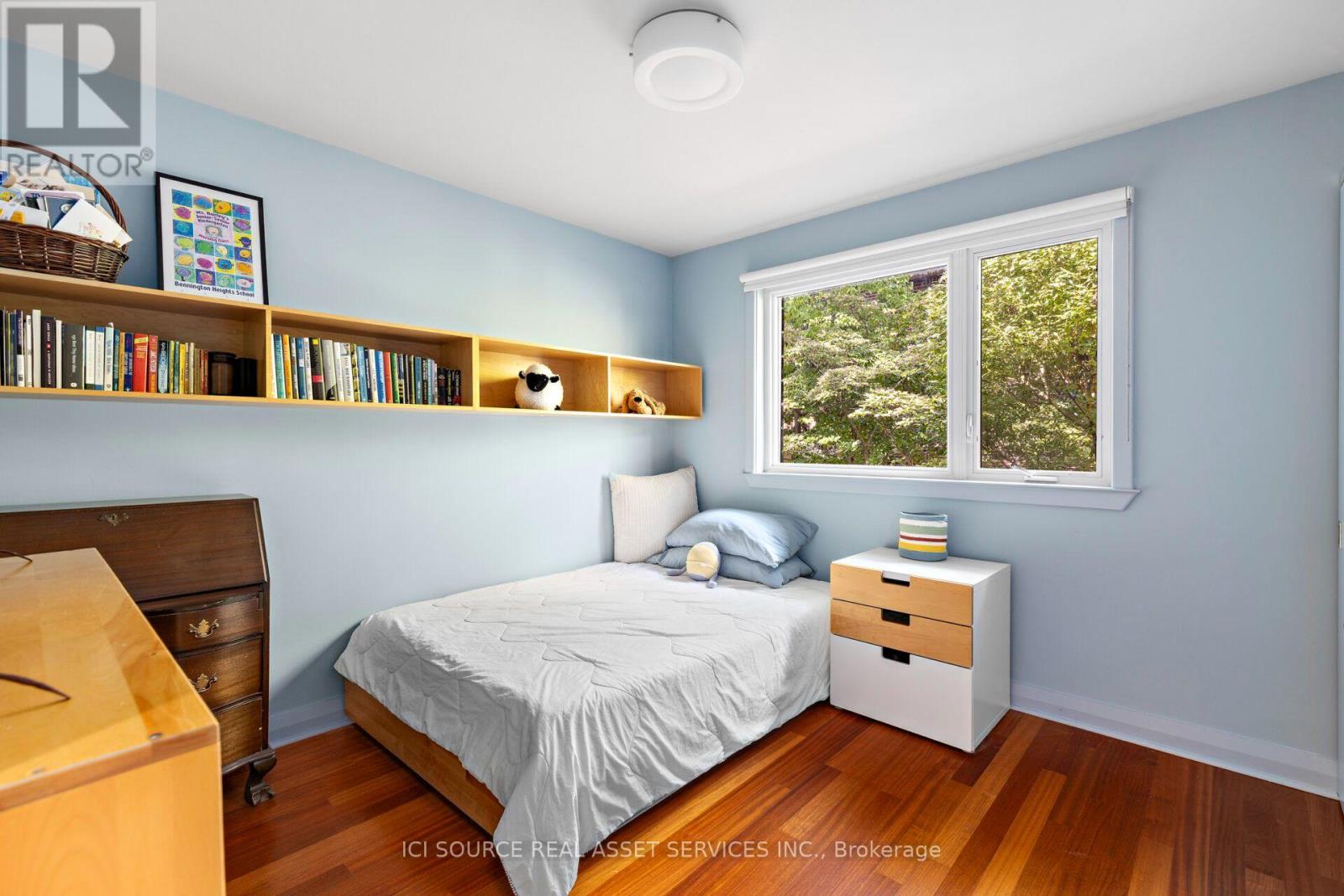 10 Red Oaks Crescent, Toronto, Ontario  M4G 1A5 - Photo 27 - C14079778