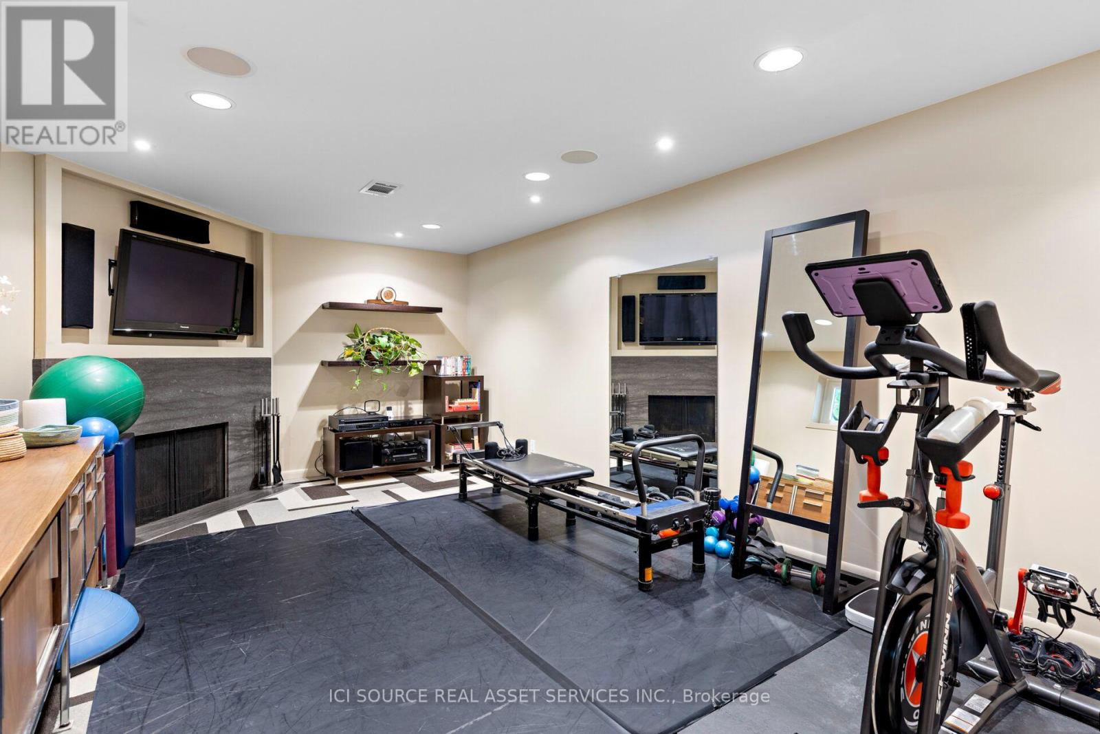 10 Red Oaks Crescent, Toronto, Ontario  M4G 1A5 - Photo 33 - C14079778