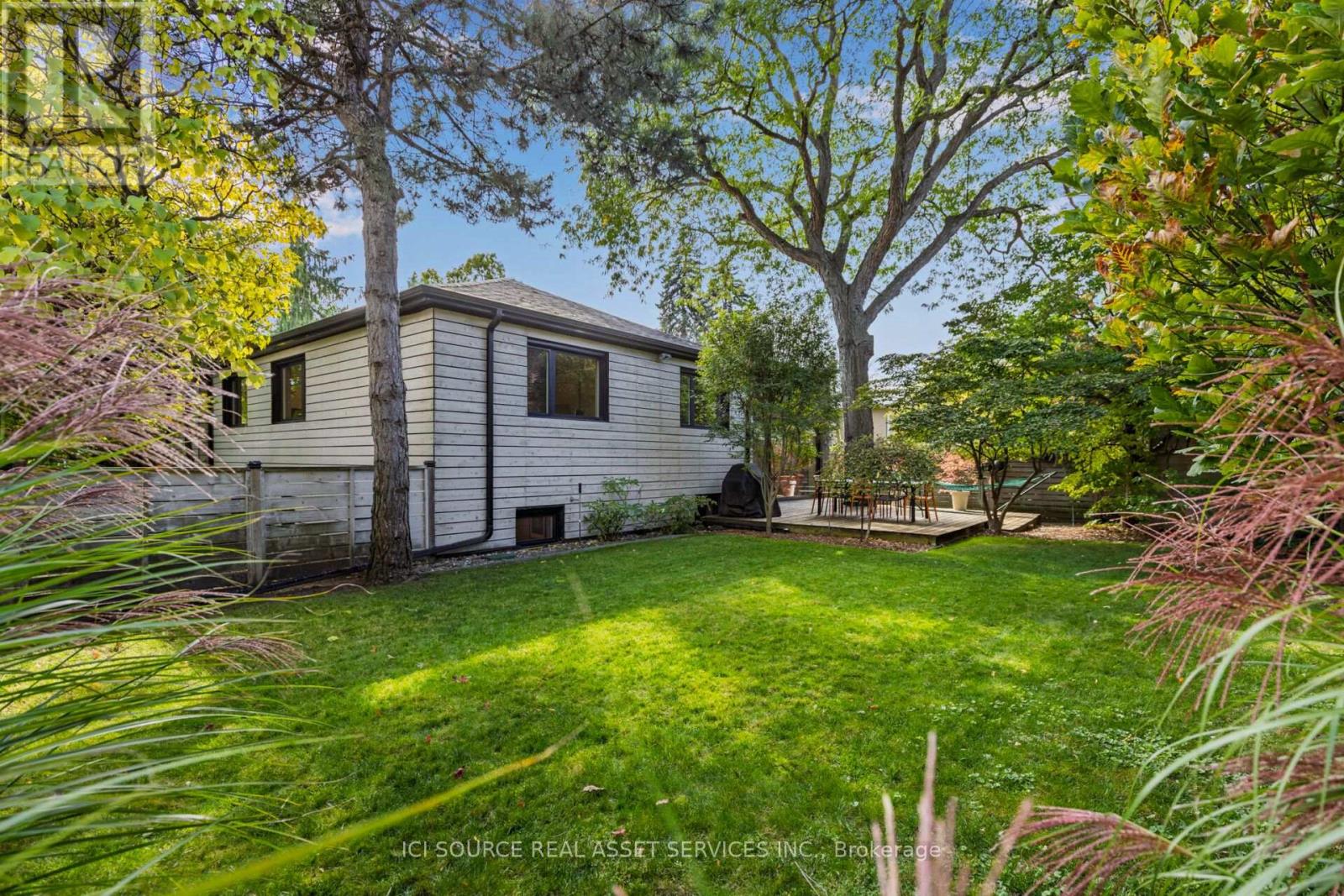 10 Red Oaks Crescent, Toronto, Ontario  M4G 1A5 - Photo 37 - C14079778