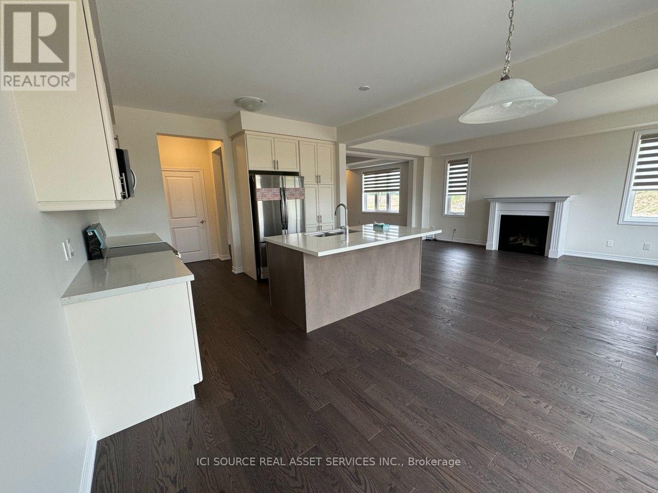 10 Guernsey Drive, Kitchener, Ontario  N2R 0S2 - Photo 11 - X14085046