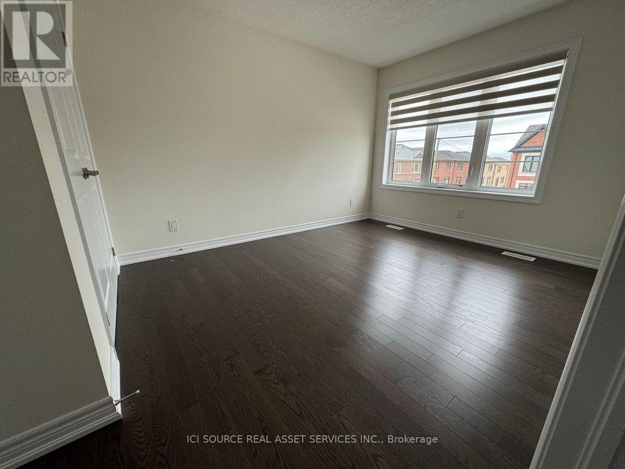 10 Guernsey Drive, Kitchener, Ontario  N2R 0S2 - Photo 16 - X14085046