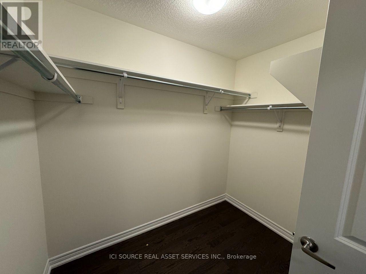 10 Guernsey Drive, Kitchener, Ontario  N2R 0S2 - Photo 25 - X14085046