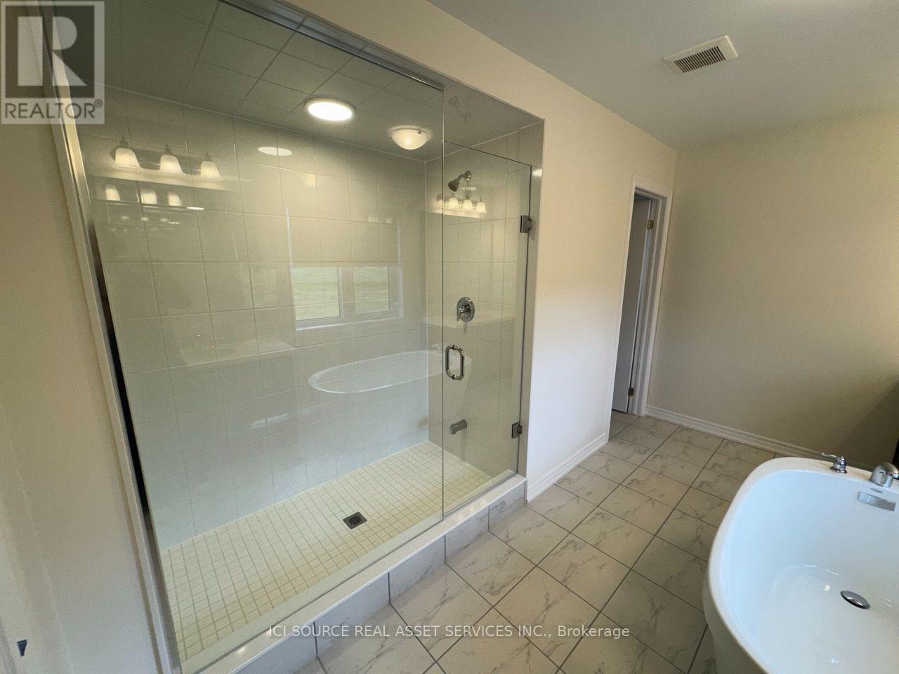 10 Guernsey Drive, Kitchener, Ontario  N2R 0S2 - Photo 27 - X14085046