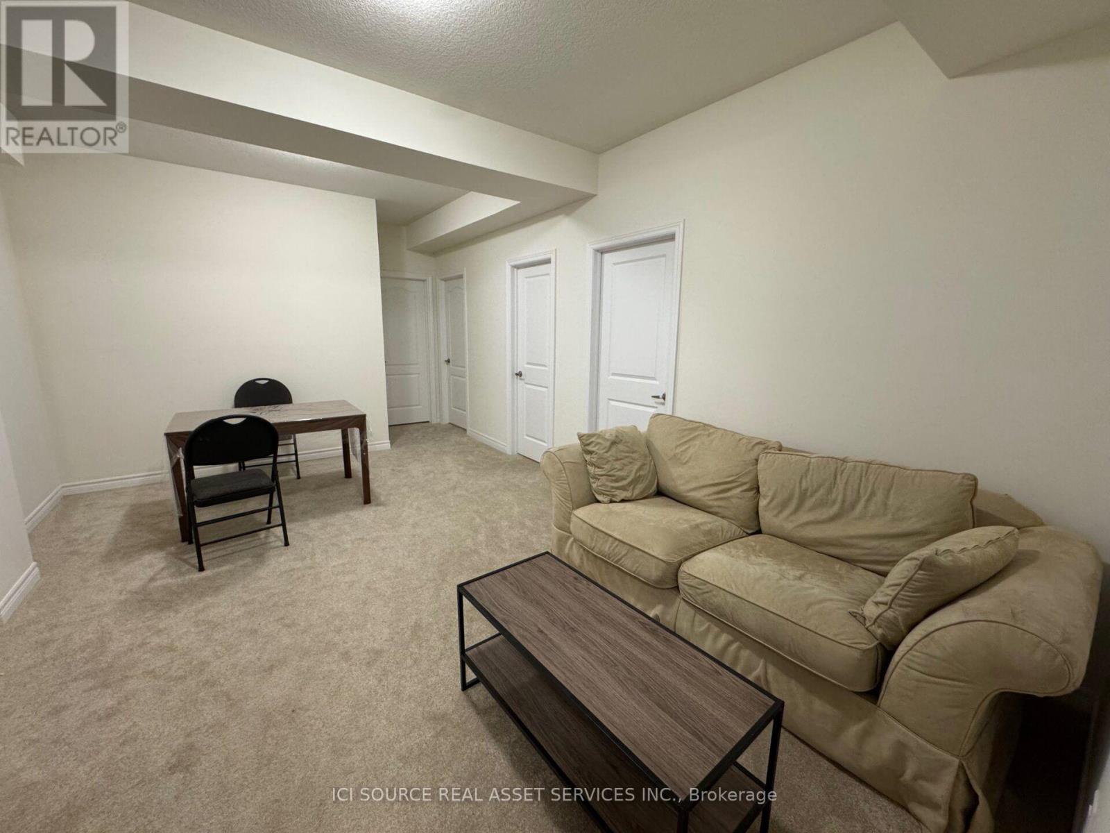 10 Guernsey Drive, Kitchener, Ontario  N2R 0S2 - Photo 35 - X14085046