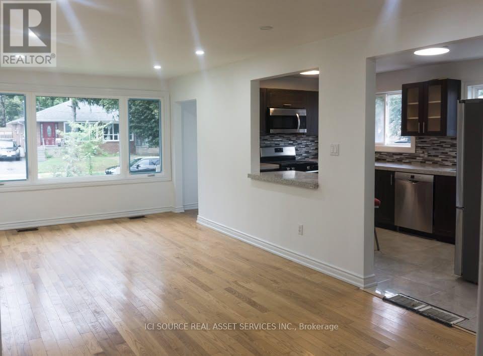 50 Rushley Drive, Toronto, Ontario  M1P 3S5 - Photo 4 - E14090472