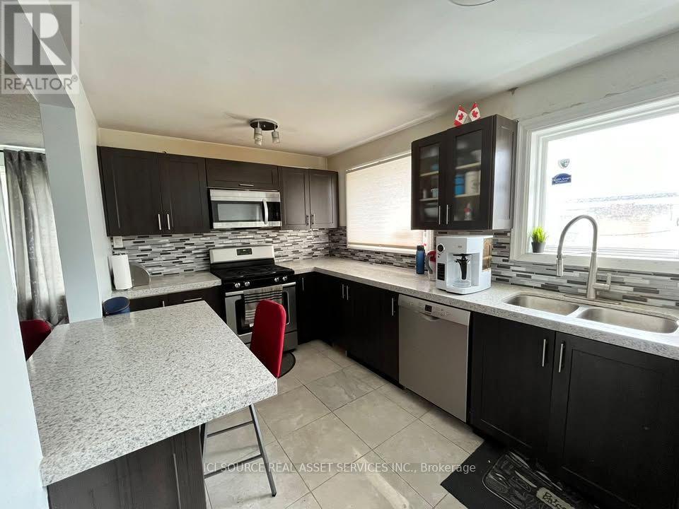 50 Rushley Drive, Toronto, Ontario  M1P 3S5 - Photo 5 - E14090472