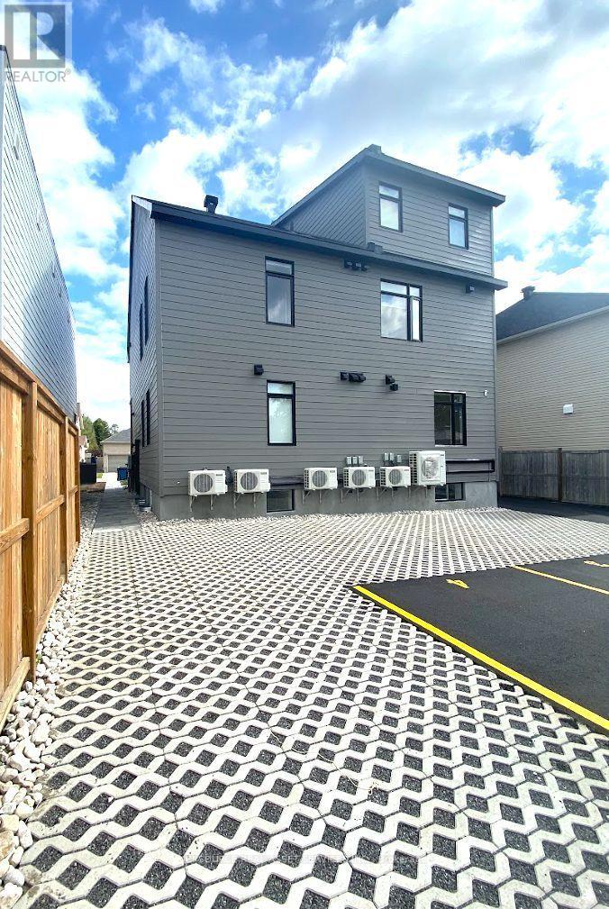 Second Floor - 873 Contour Street, Ottawa, Ontario  K1W 0G6 - Photo 18 - X14093482