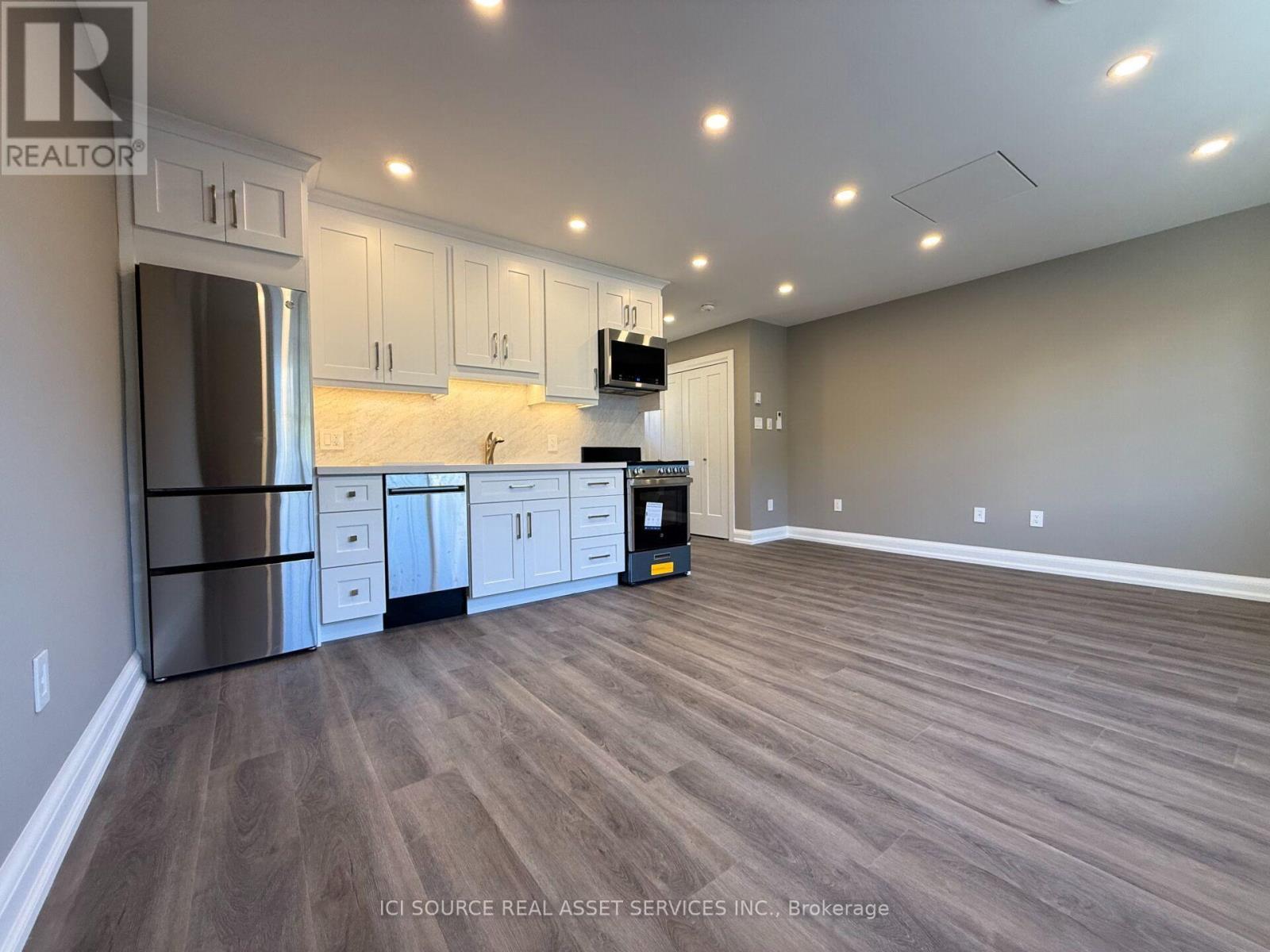 Coach House Apt - 247 Roxton Road, Oakville, Ontario  M6G 3R1 - Photo 5 - W14100890