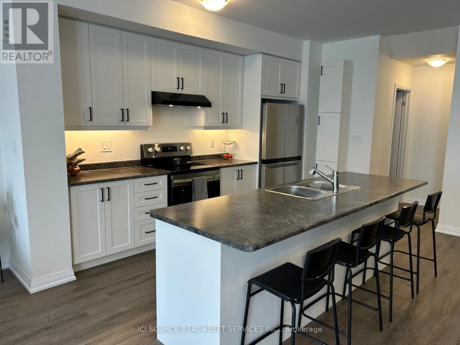 8 Kensington Road, Haldimand, Ontario  N3W 0J9 - Photo 7 - X14103212