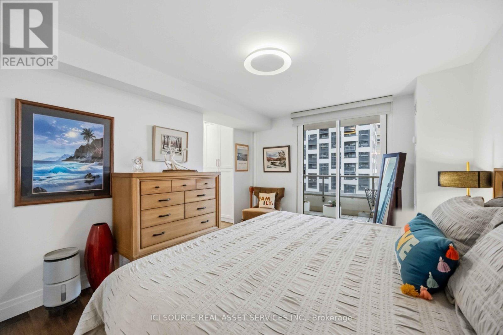 1601 - 50 Quebec Avenue, Toronto, Ontario  M6P 4B4 - Photo 25 - W14105382