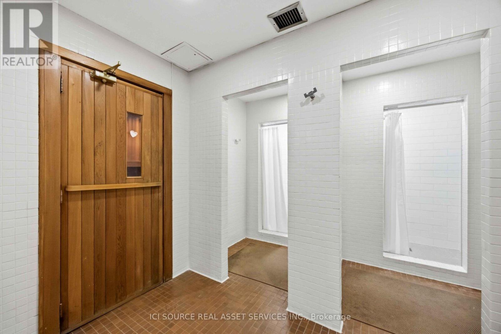 1601 - 50 Quebec Avenue, Toronto, Ontario  M6P 4B4 - Photo 39 - W14105382