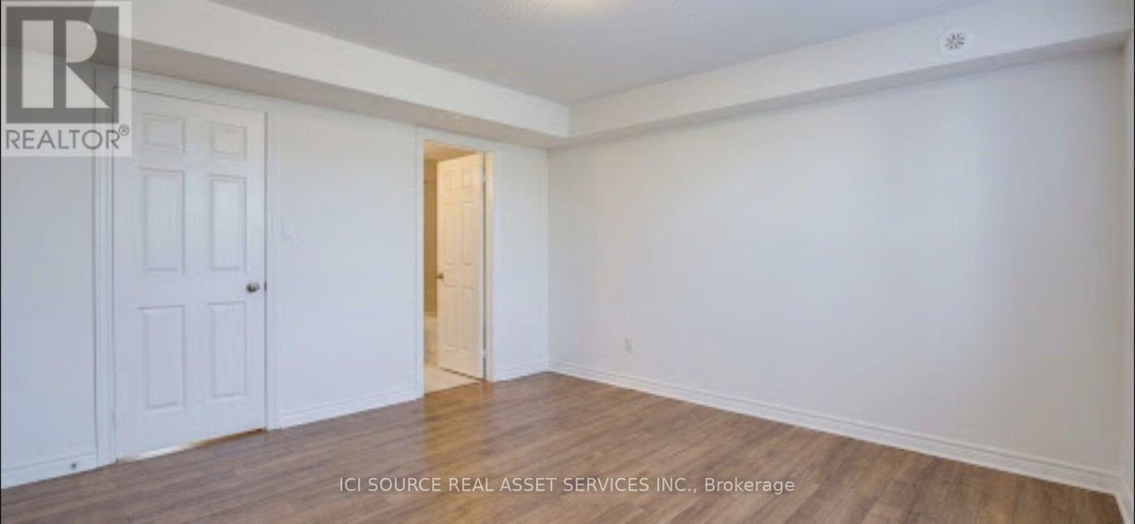 1501 - 2420 Baronwood Drive, Oakville, Ontario  L6M 0X6 - Photo 8 - W14105402