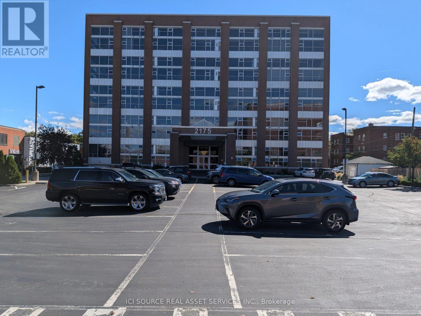 404 - 2175 Wyandotte Street E, Windsor, Ontario  N8Y 5B9 - Photo 2 - X14109738