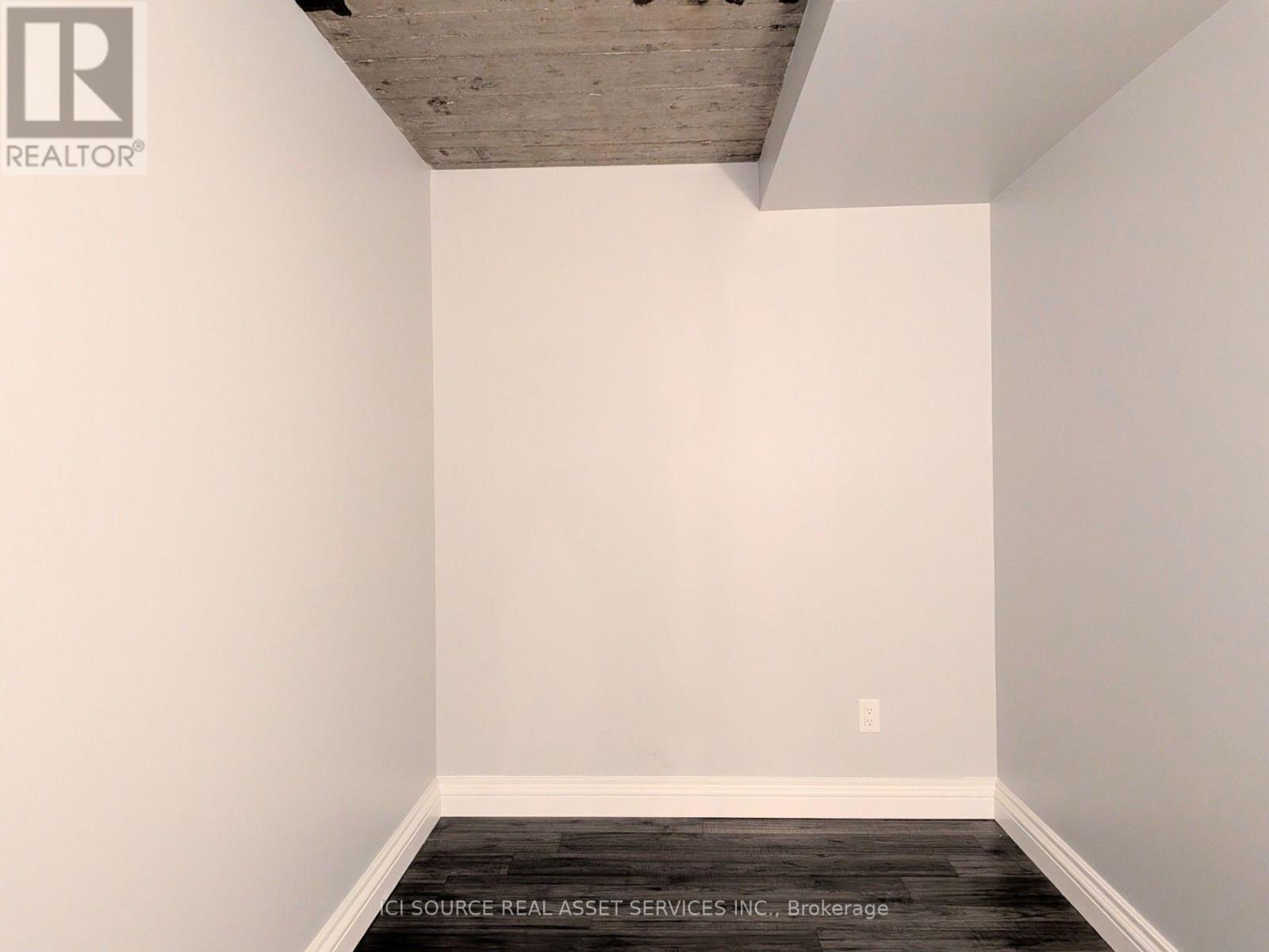 404 - 2175 Wyandotte Street E, Windsor, Ontario  N8Y 5B9 - Photo 36 - X14109738