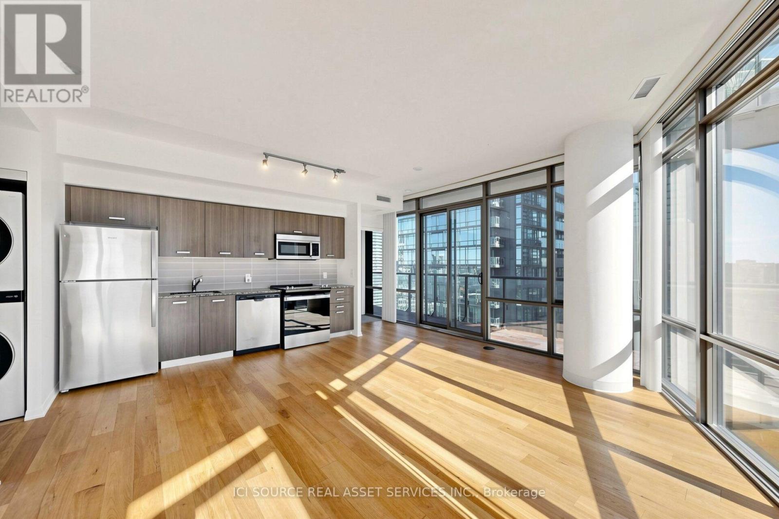2608 - 832 Bay Street, Toronto, Ontario  M5S 1Z6 - Photo 2 - C14109836