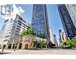 2608 - 832 BAY STREET, Toronto, Ontario