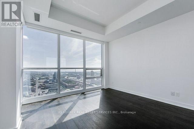 5402 - 88 Scott Street, Toronto, Ontario  M5E 0A9 - Photo 16 - C14113024