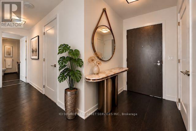 5402 - 88 Scott Street, Toronto, Ontario  M5E 0A9 - Photo 4 - C14113024