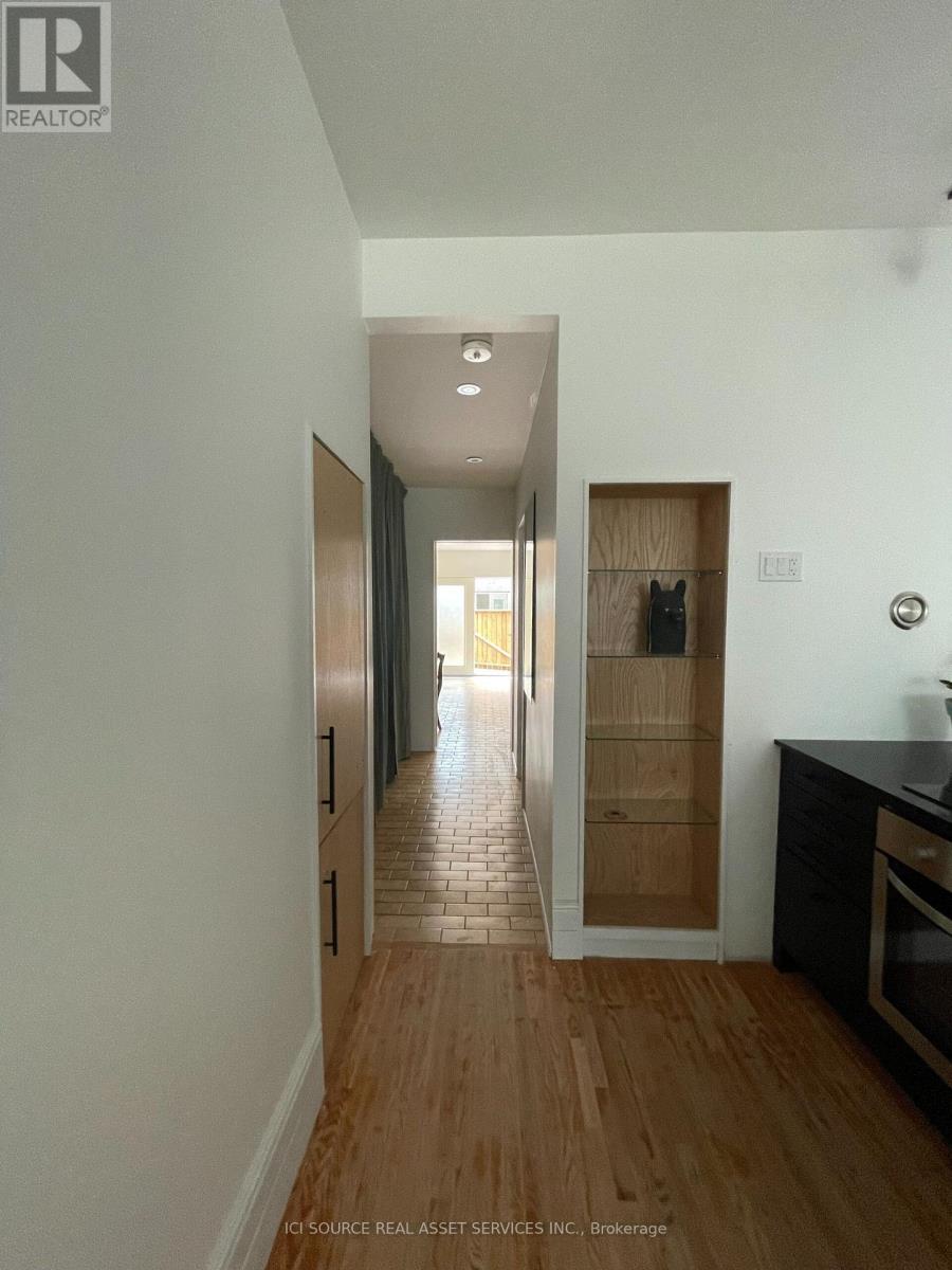 2 - 60 Beverley Street, Toronto, Ontario  M5T 1X9 - Photo 9 - C14117926
