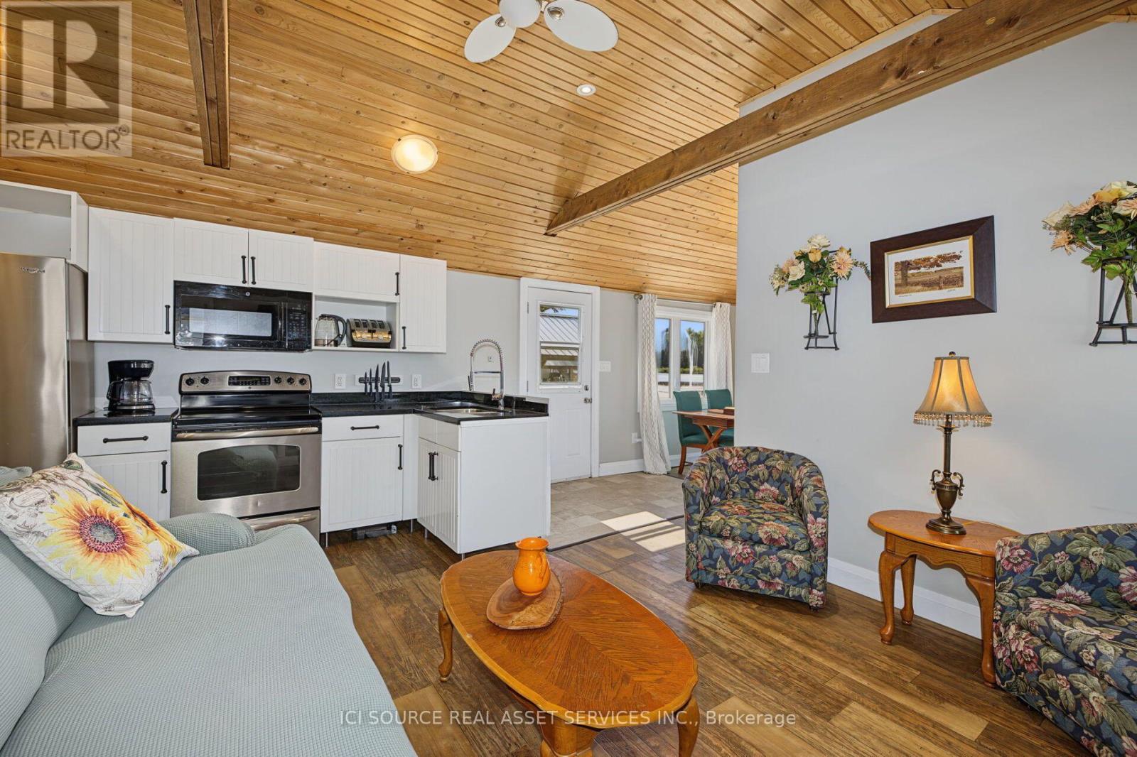 3 Woodland Lane, Magnetawan, Ontario  P0A 1P0 - Photo 36 - X14119350