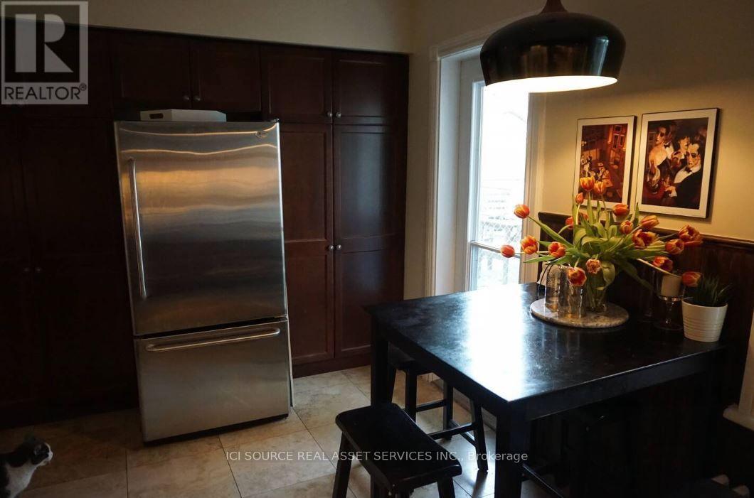 Upper - 261 Claremont Street, Toronto, Ontario  M6J 2N1 - Photo 2 - C14127078