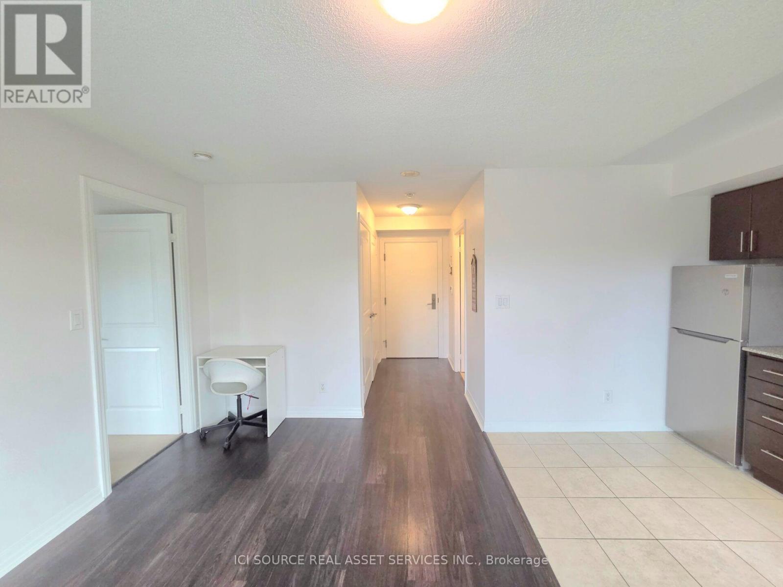 221 - 2035 Sheppard Avenue E, Toronto, Ontario  M2J 0A8 - Photo 9 - C14127090