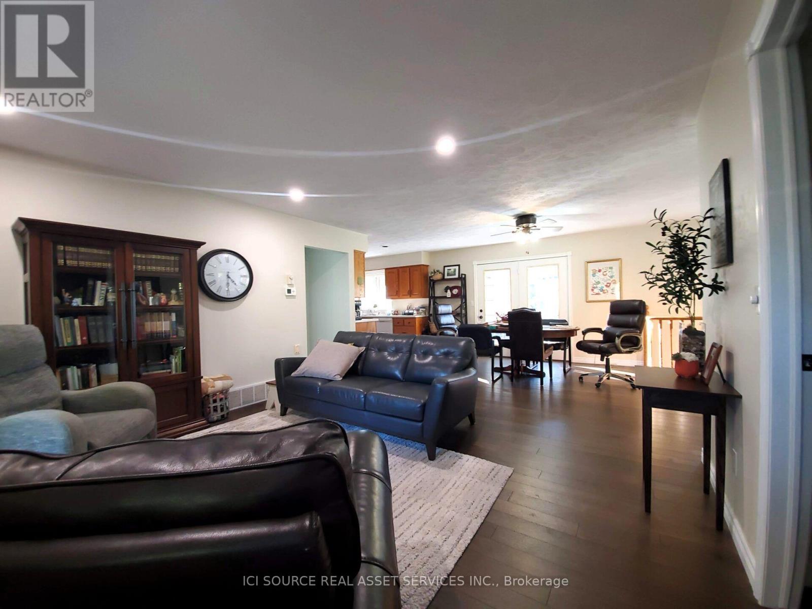 13 Otter Crescent, South Bruce, Ontario  N0G 2J0 - Photo 5 - X14131034