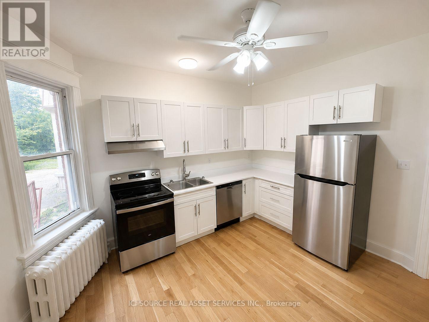 1 - 50 Albany Avenue, Toronto, Ontario  M5R 3C3 - Photo 2 - C14131050