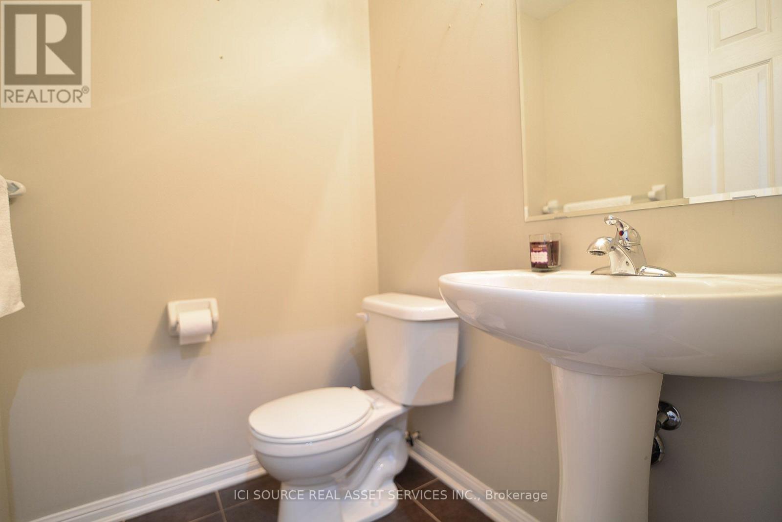 27 Bevington Road, Brampton, Ontario  L7A 0S1 - Photo 9 - W14131074